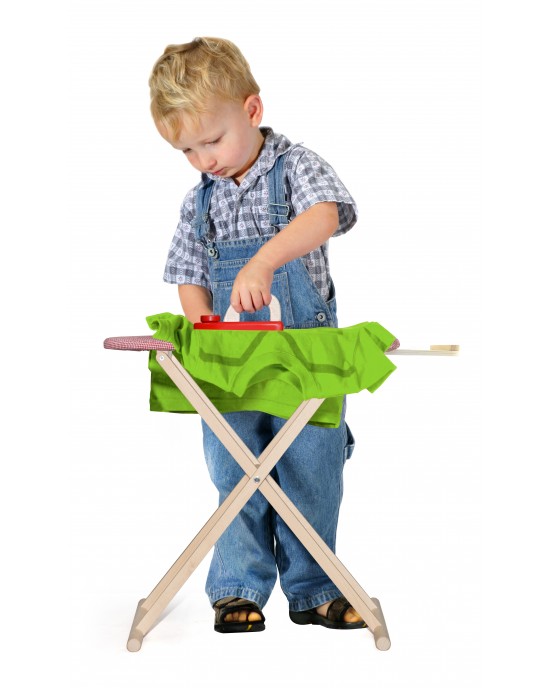 Ironing Board with Iron (3y+)